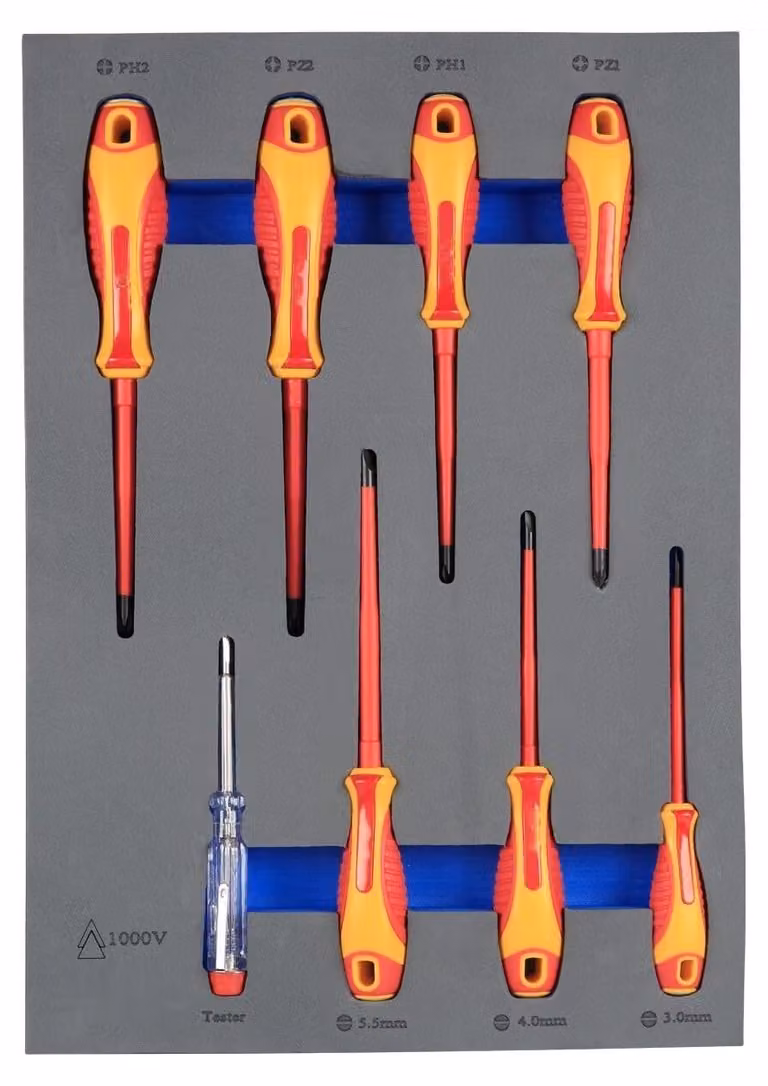 Contenitore in schiuma con cacciaviti isolati, progettato per l'organizzazione e