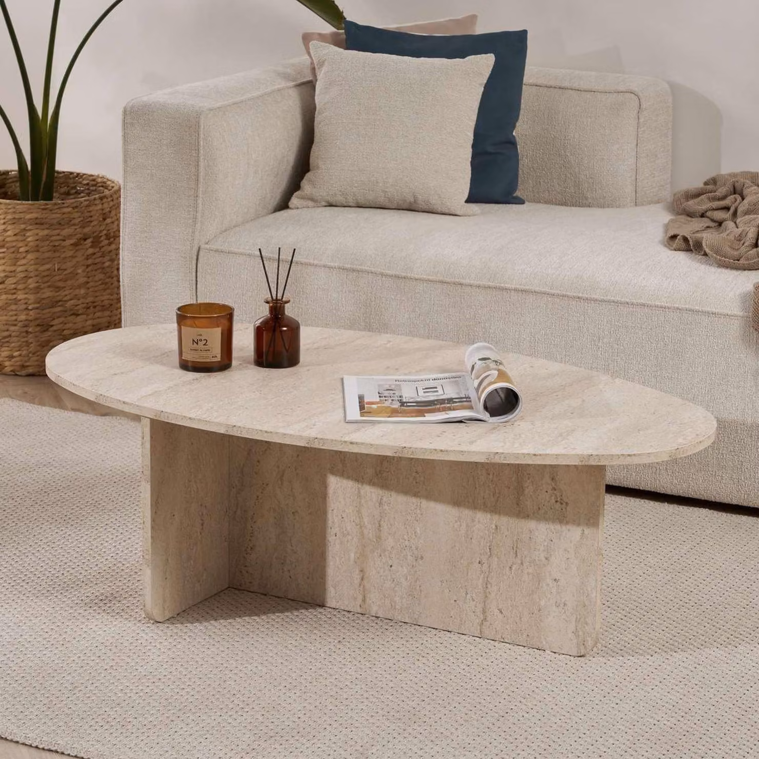 Dmora Tavolino da Salotto Parona 120x65x40h cm Bianco Marmo, Forma Ovale Materiale Piano in Legno Nobilitato