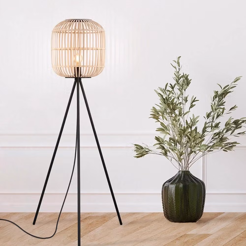 Piantana Eglo Bordesley in metallo e bambù nero e beige con lampadina E27 sostituibile – 2