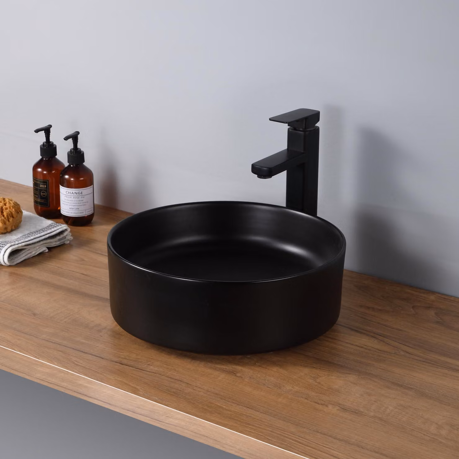 Lavabo da appoggio rotondo, finitura opaca nera, Vetroceramica, diametro 46 cm