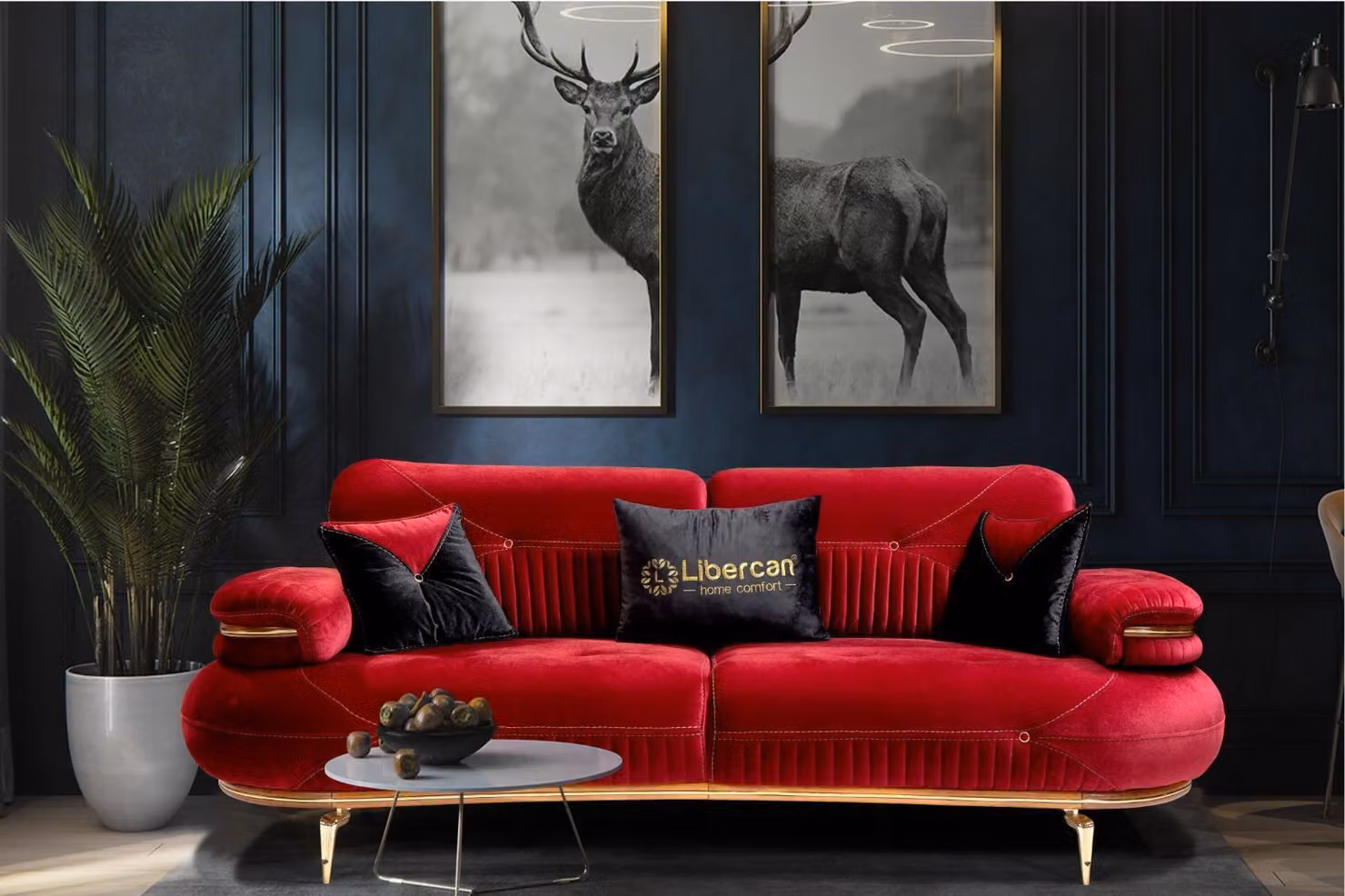 Designer Roter 3-Sitzer Polster Couch Wohnzimmer Möbel Edelstahlfüße