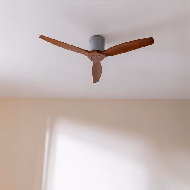 Ventilatore da soffitto Cecotec EnergySilence 5400 Classic Iron&DarkWood colore marrone con telecomando, controllo app e Wi-Fi