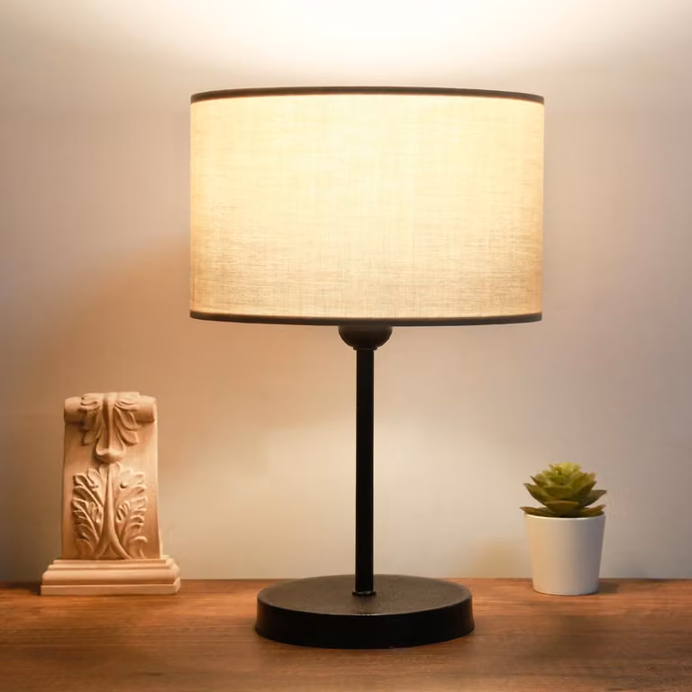 Opviq, lampada da tavolo di alta qualità interamente in metallo, colore Mink, altezza 37 cm, paralume 24 x 15 cm, cavo da 150 cm, attacco E27 max. 40 W | Design elegante per interni moderni.