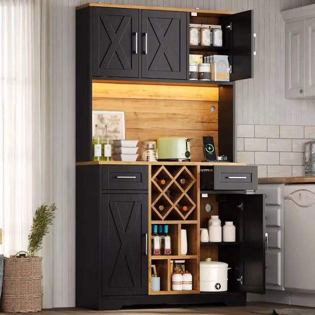 Mobile colonna da cucina con LED RGB; 2 cassetti; portavino estraibile e prese integrate naturale e nero 105 × 40 × 180 cm