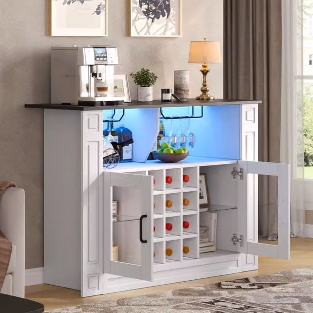 Mobile bar con LED RGB; portabicchieri nascosto e portabottiglie a 12 vani in MDF bianco 120 × 35 × 84 cm
