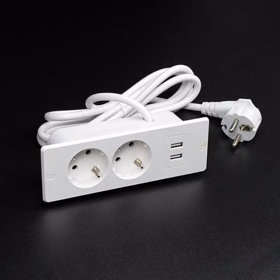 Ciabatta multipresa da scrivania con 2 prese, 2 porte USB e cavo da 1,5 metri, adatta per scrivanie e tavoli da riunione (bianca).