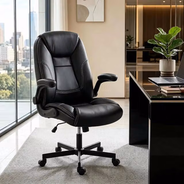 Sedia da ufficio ergonomica WISHDOR in ecopelle nera con braccioli e struttura in metallo, L: 69.5 cm, P: 51 cm, H: 120 cm