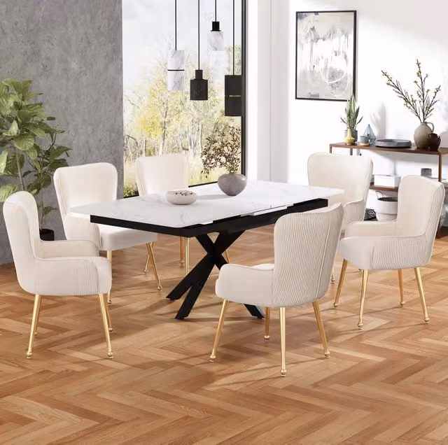 Set di 6 sedie da pranzo in velluto beige con braccioli e gambe in metallo dorato