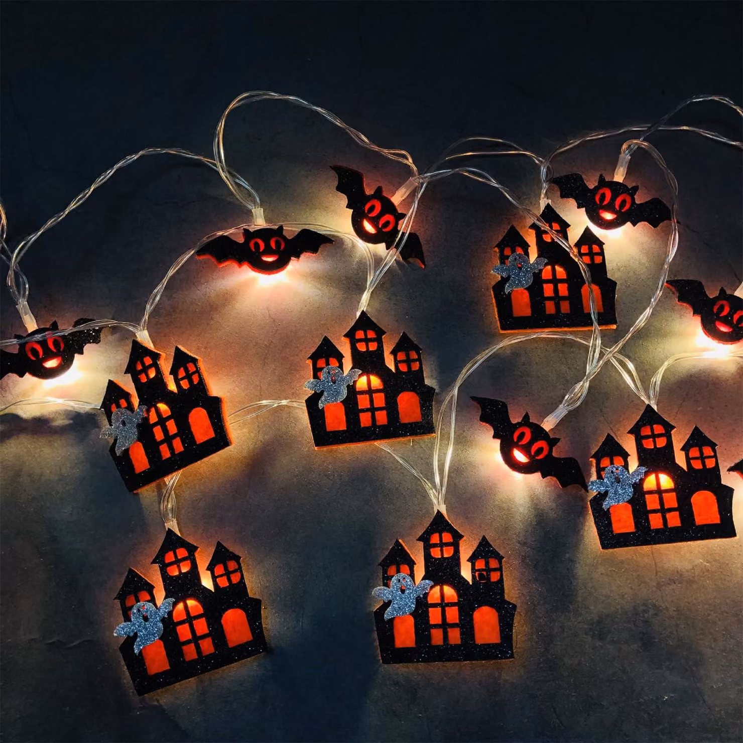 Catena luminosa a tema Halloween, lunghezza 1,65 metri, 10 LED, motivo: casa infestata, pipistrelli