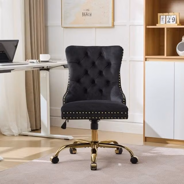 Poltrona da Ufficio Girevole Minimal in Velluto Nero con Base in Metallo Dorato e Ruote