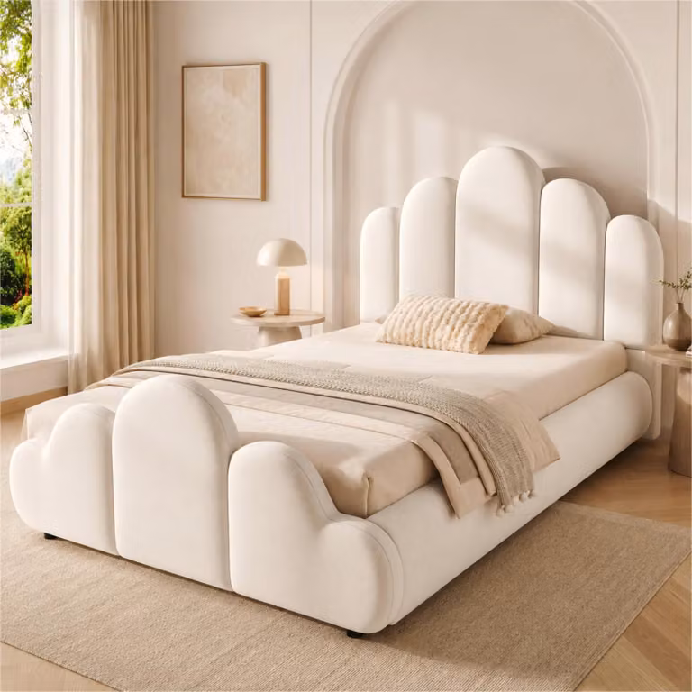 Letto imbottito per bambini Merax, 90x200 cm, con motivo a nuvole, letto singolo con testiera imbottita, angoli arrotondati, rivestimento in velluto, color beige