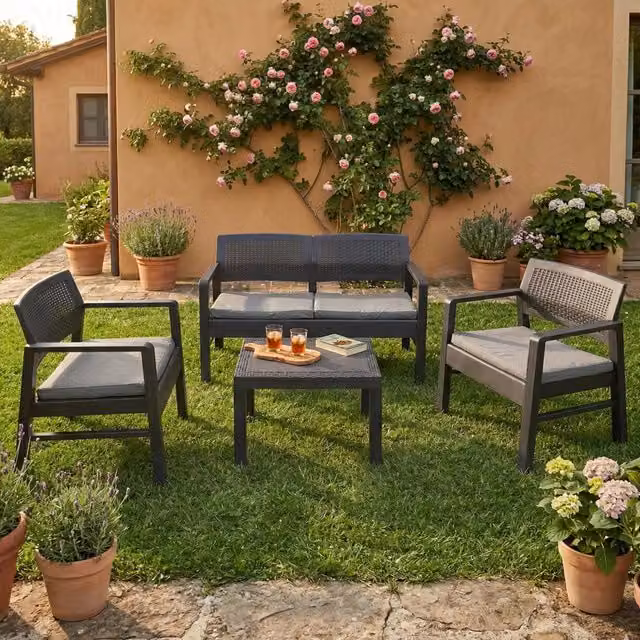 Set Salotto da Esterno Agnelo DMORA per Giardino e Terrazza, 4 Posti con Poltrone, Divano e Tavolino, Nero Antracite