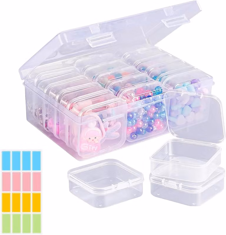 Set di contenitori, 15 piccoli (5,4x5,4x0,8 cm) + 1 grande (17,5x12,5x5,8 cm), ideali per gioielli e piccoli oggetti
