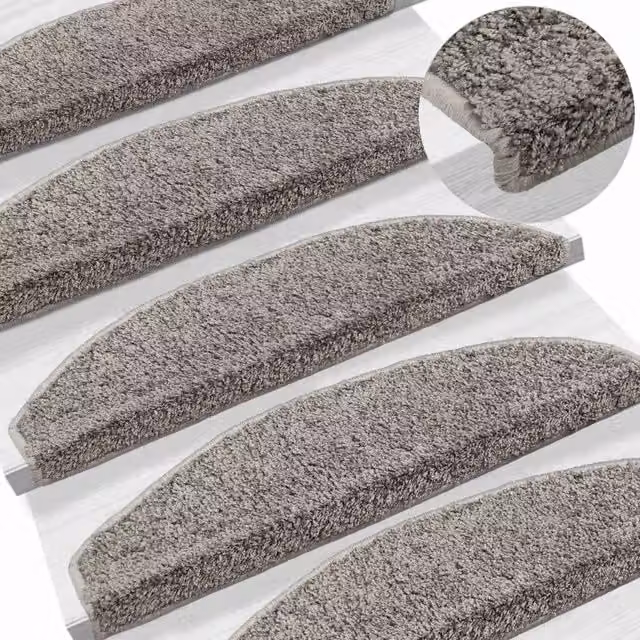 Tappetini per scale autoadesivi semicircolari DESIGN IN, antiscivolo e fonoassorbenti, colore grigio, 15 pezzi – 1