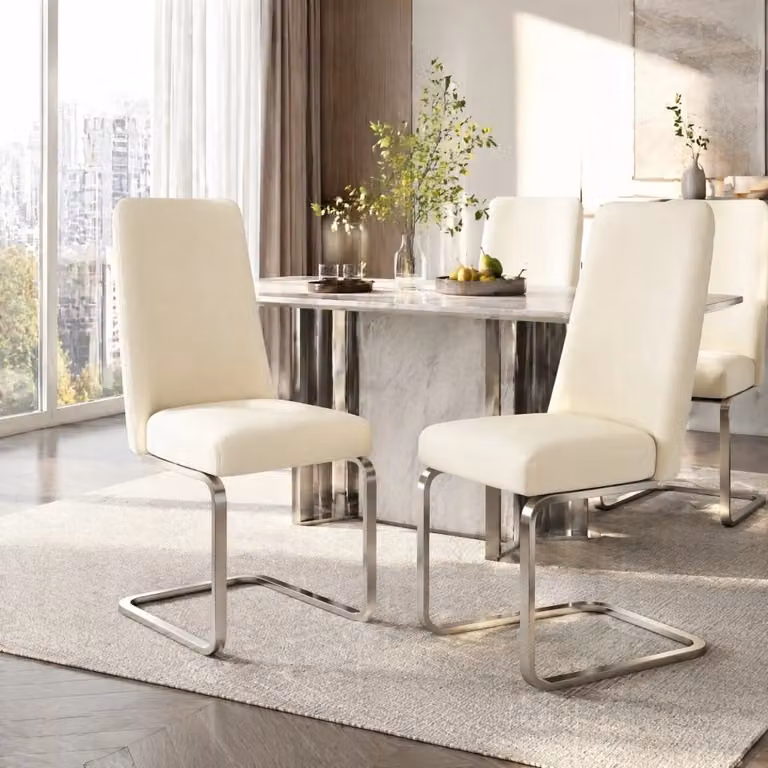 Set di 2 sedie da pranzo MIVRAY in velluto beige con gambe in metallo argento e schienale geometrico a rombi per soggiorno e zona pranzo