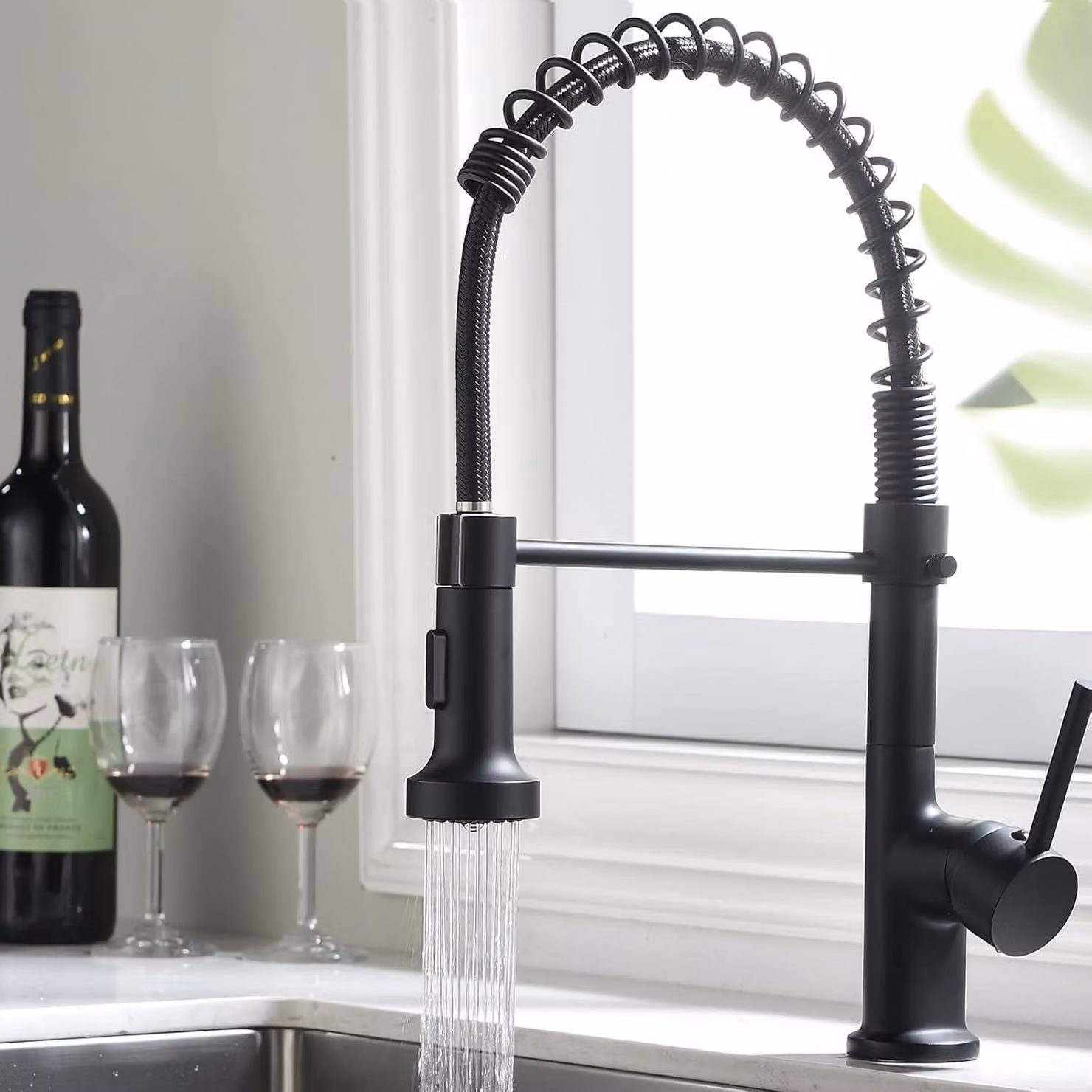 Miscelatore da cucina estraibile, girevole a 360°, monocomando, con funzione spray a due getti, colore nero
