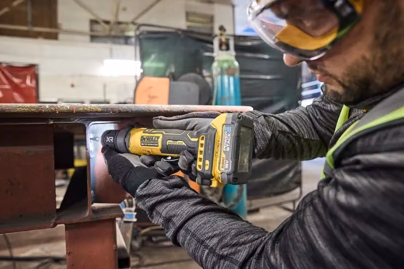 Smerigliatrice diritta DeWalt DCG420N-XJ 18V XR Brushless gialla con pinza da 6 mm – 2