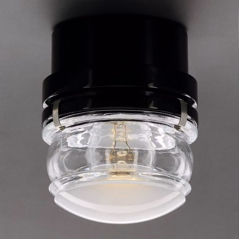 Oluce Applique da parete di design Fresnel, Nero, Bagno, Metallo, Design, Applique
