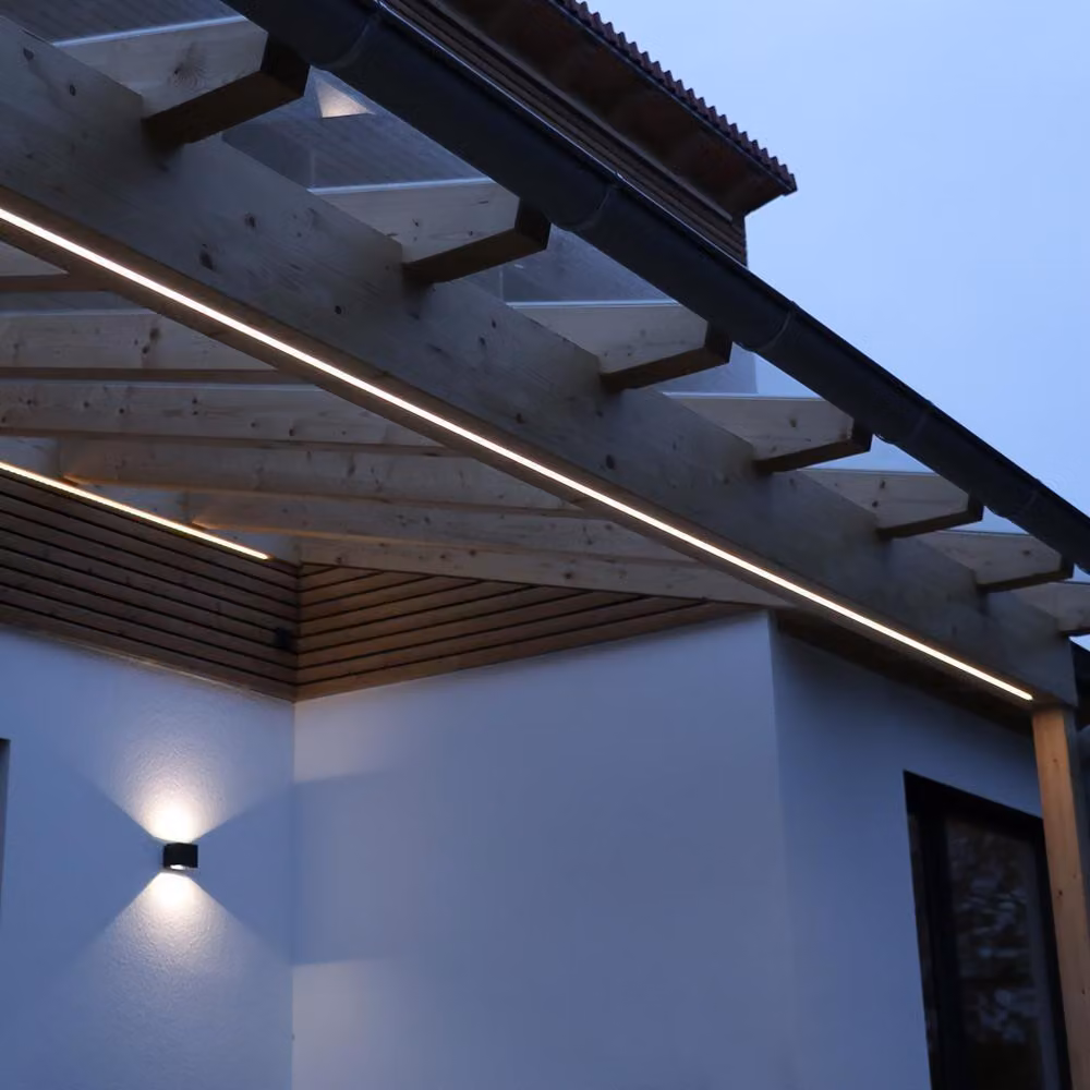 DOTLUX Striscia LED 48W 10mm 5000K IP66 Rotolo da 5m incl. cavo di collegamento da 15cm su un lato