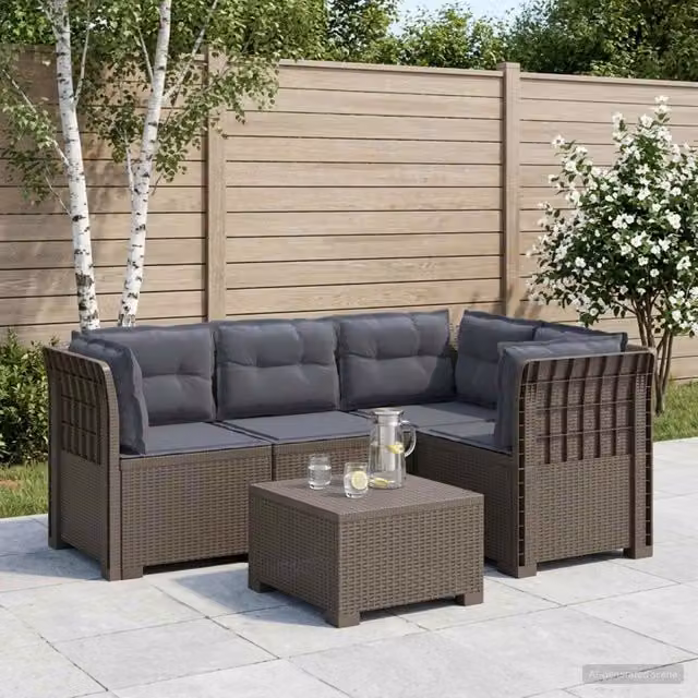 Divano da Giardino 4 Posti con Cuscini Aspetto Rattan PP 3443993