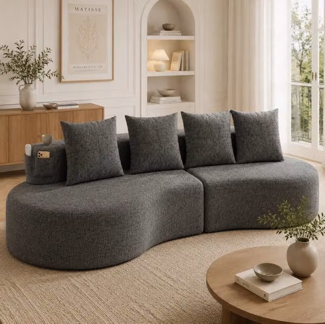 Divano ULEVR 240x109x60 cm in lino grigio scuro con 4 cuscini, portabicchieri e tasche laterali