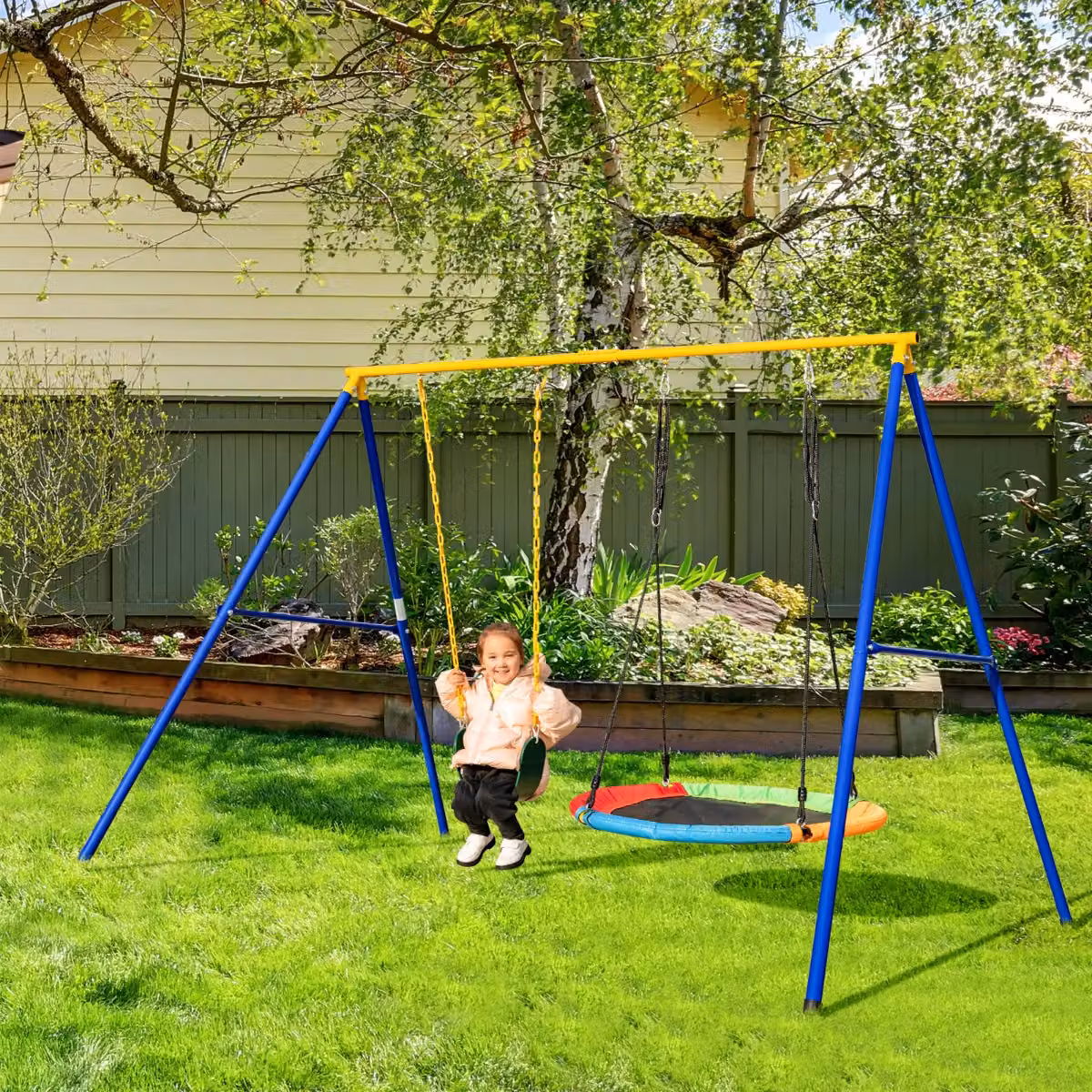 Set di 2 altalene Costway per bambini con altalena elastica e disco volante multicolore e corde regolabili
