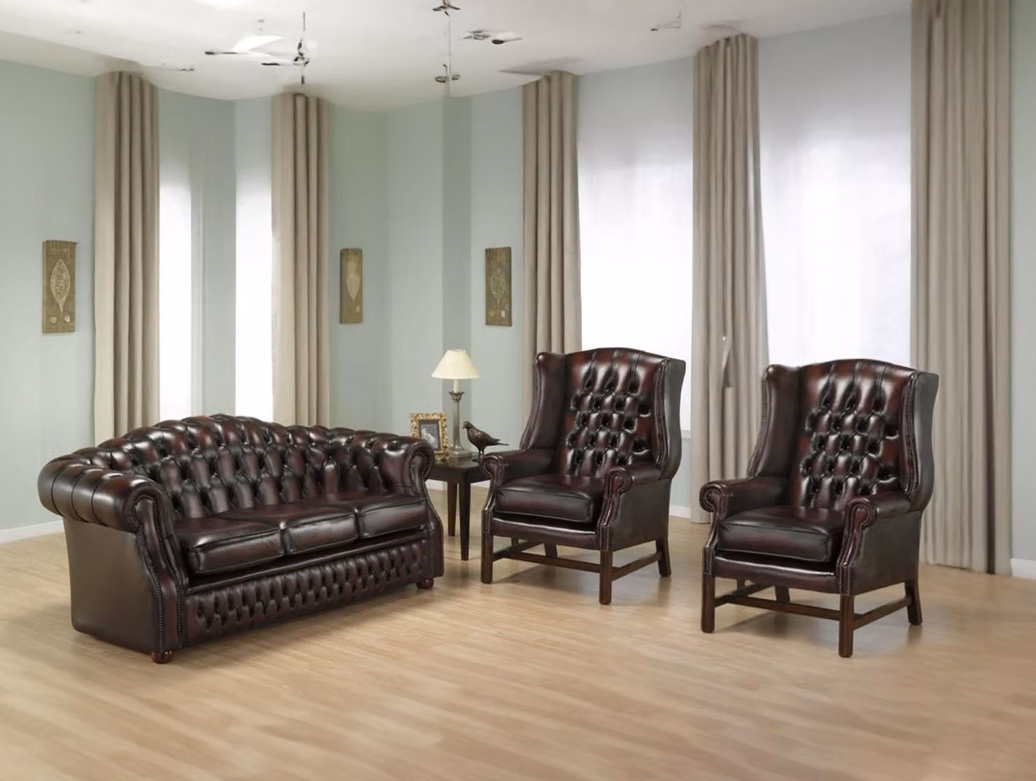 Luxuriöse Chesterfield Sofagarnitur 3-Sitzer 2x Ledersessel