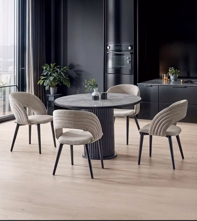 Set da pranzo: tavolo da pranzo con 4 sedie, nero, comodo, in marmo, moderno