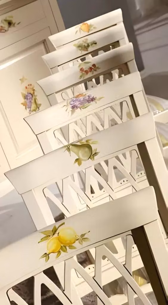 Set di 2 sedie classiche in legno di faggio laccato avorio e beige con seduta in tessuto per la tua sala da pranzo Mobili 2G L/P/H: 44,5 x 43,5 x 95,5 cm – 3