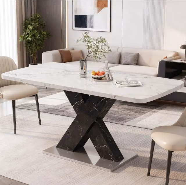 Tavolo allungabile da pranzo rettangolare con piano effetto marmo bianco e gambe nere a X, per sala da pranzo