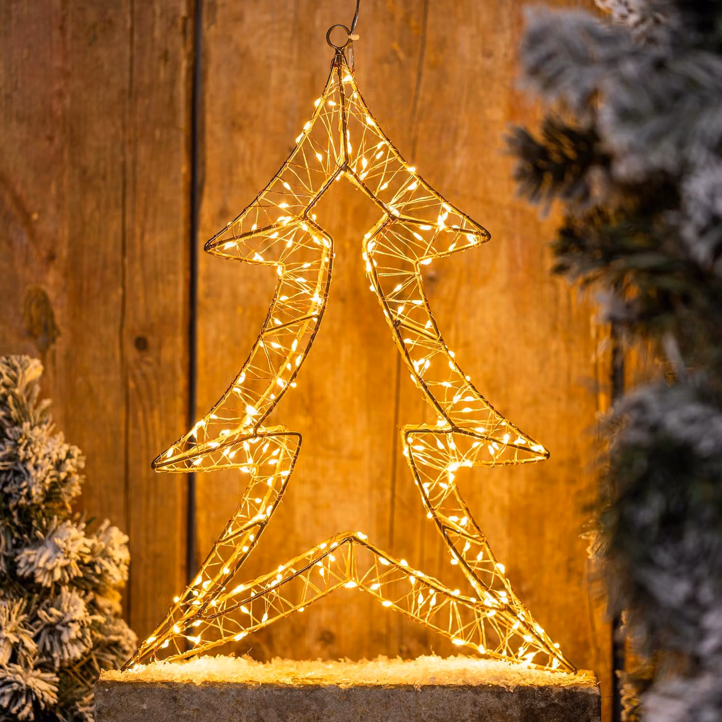 Albero di Natale decorativo a LED in metallo 240 LED bianchi caldi per interni