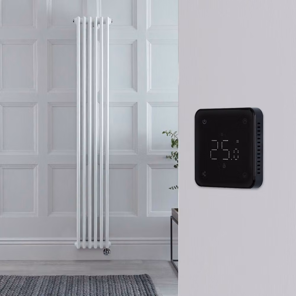 Radiatore Elettrico Verticale Bianco Triplo con Termostato Wifi Retroilluminato Nero - 1800mm x 290mm - Regent