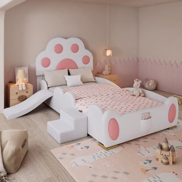 Letto singolo rialzato Mivray per bambini con scala e struttura a casetta, rivestito in ecopelle bianco e rosa, L/P/H: 200 x 90 x 150 cm