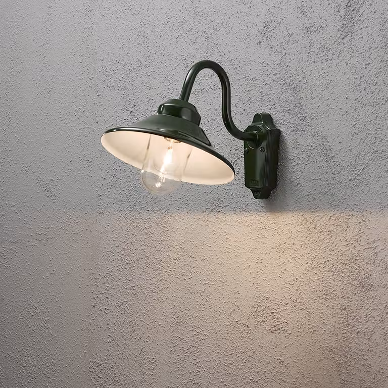 Applique Konstsmide Vega in alluminio laccato verde con vetro trasparente