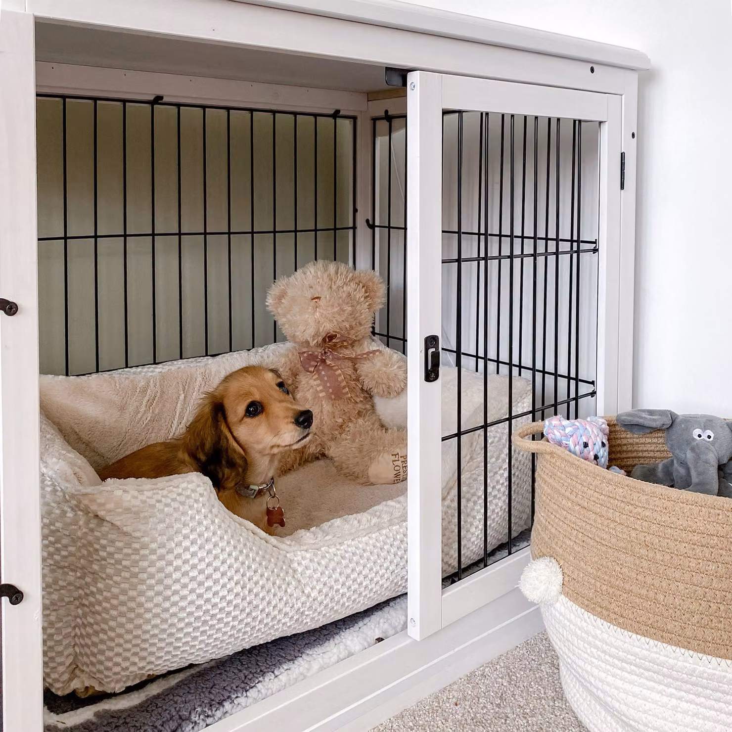 Casetta per cani da interno PawHut in legno e metallo con doppia porta, Bianco, L: 81 cm, P: 58,5 cm, H: 66 cm – 2