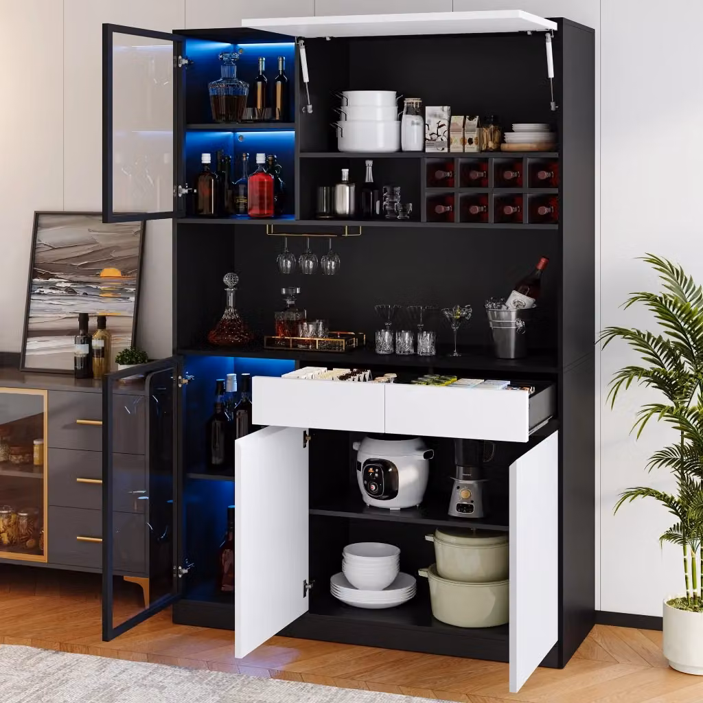 Highboard moderno in MDF nero e bianco con illuminazione LED, portabottiglie e ante in vetro L/P/H: 120 x 35 x 180 cm – 2