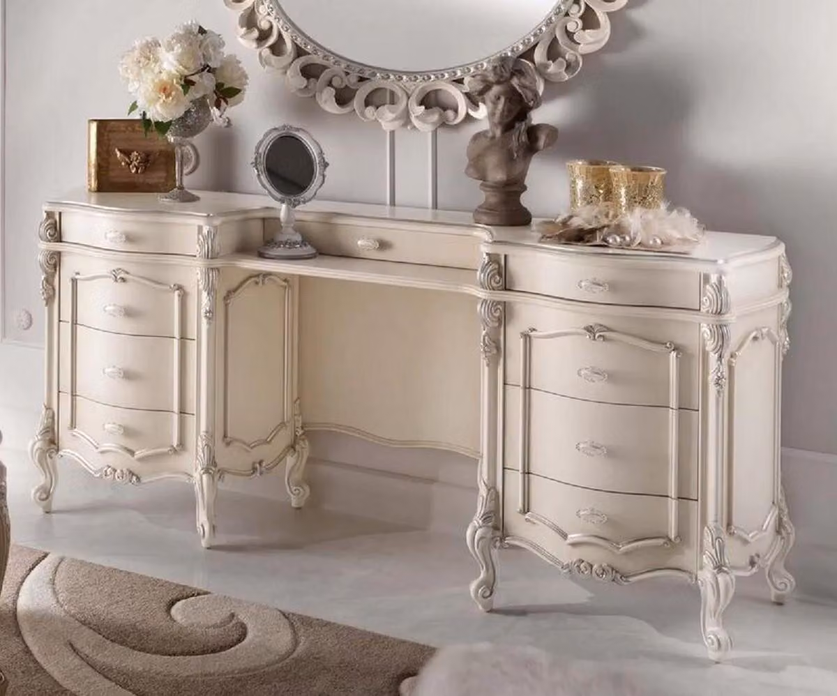Casa Padrino - Comodino barocco crema/argento - Comodino nobile in legno massiccio con 9 cassetti - Mobili barocchi per la camera da letto - Qualità eccellente - Italy