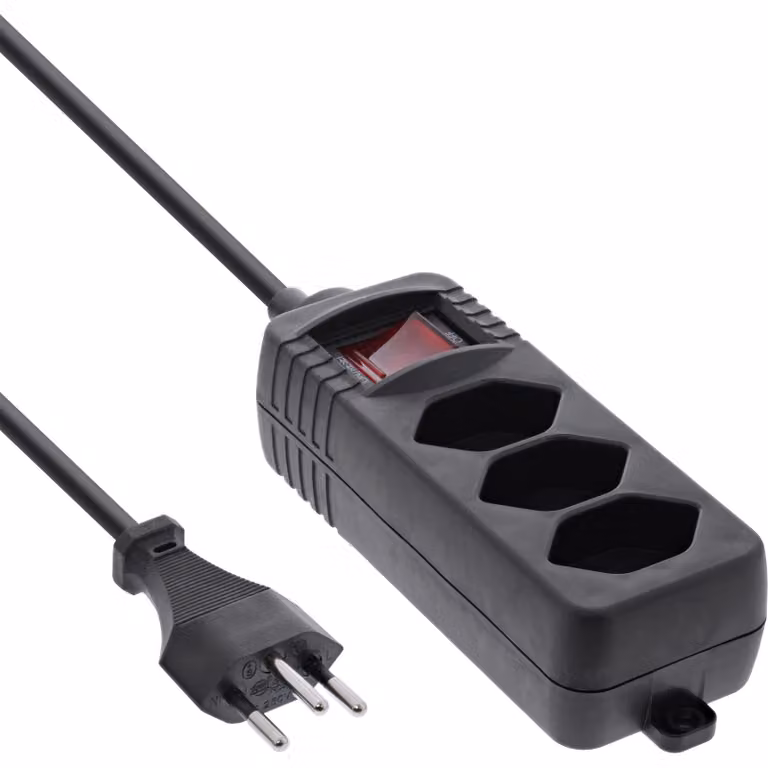InLine® 16431Y Striscia di prese InLine® SVIZZERA, a 3 vie, con interruttore, 1,5 m, nero