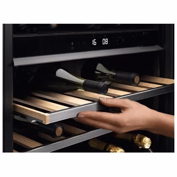 Electrolux EWUD040B8B Serie 800 Cantinetta Vino da incasso 40 bottiglie, 2 zone di temperatura, Classe G, 38 dB, colore Nero, L/P/H: 59,5 x 58 x 81,8 cm – 2