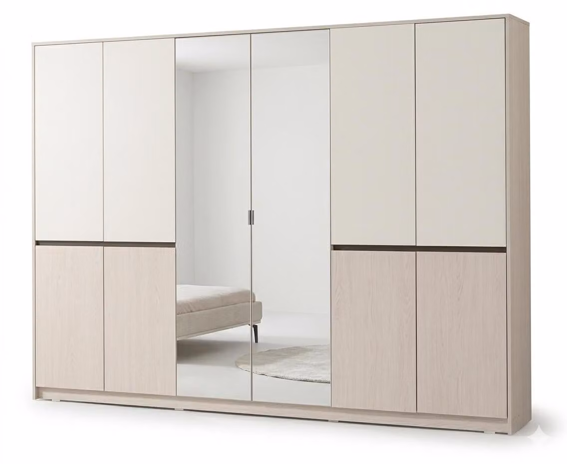 Armadio lussuoso in legno color beige, con specchio, design moderno