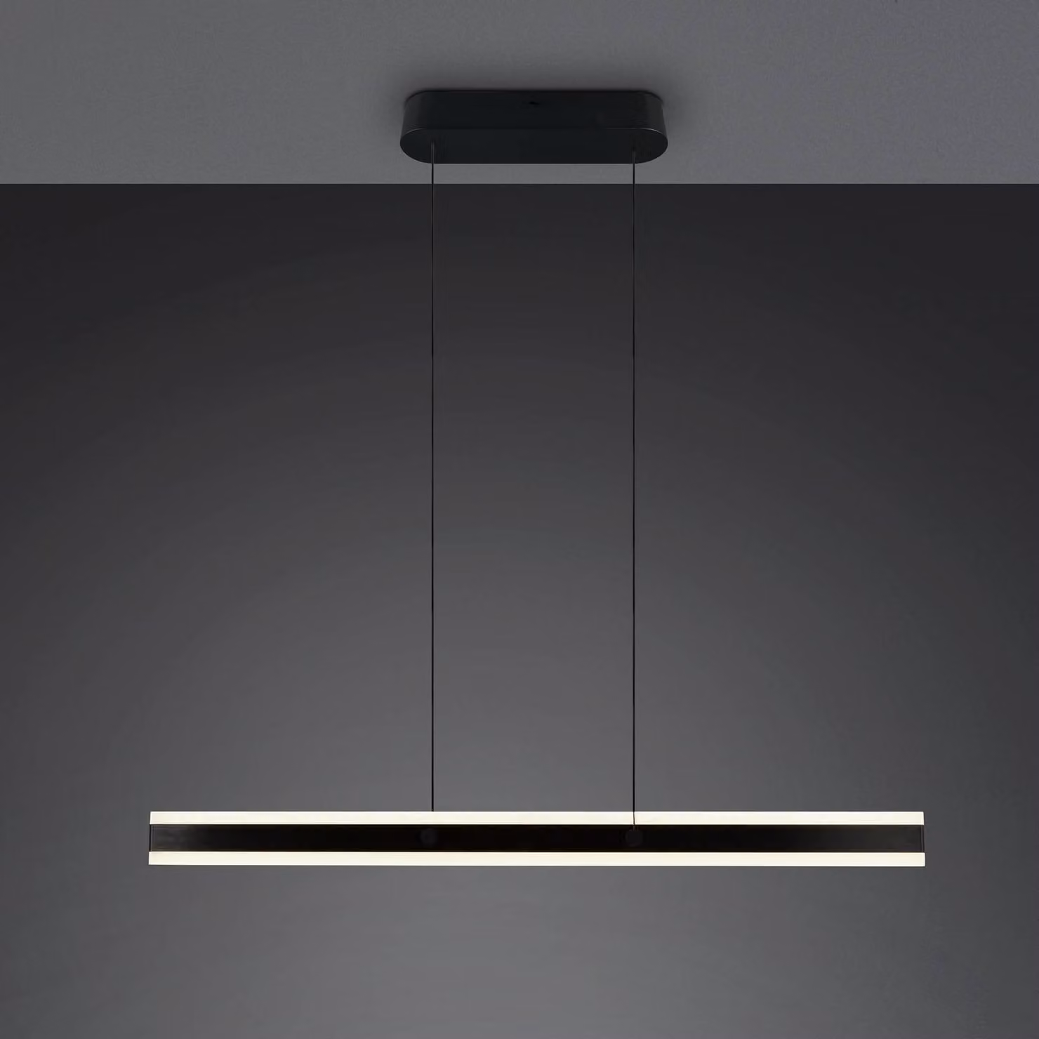 Trio Lighting Lampada LED a sospensione Arcola, nera, lunghezza 115 cm, CCT, dimmerabile, Nero, Soggiorno / Sala da pranzo, Metallo, Moderno