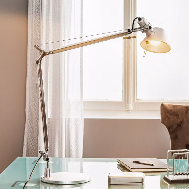 Artemide Lampada da scrivania Tolomeo, Alluminio / Grigio / Zincato, Studio / Ufficio, Alluminio, Design, Lampada da tavolo