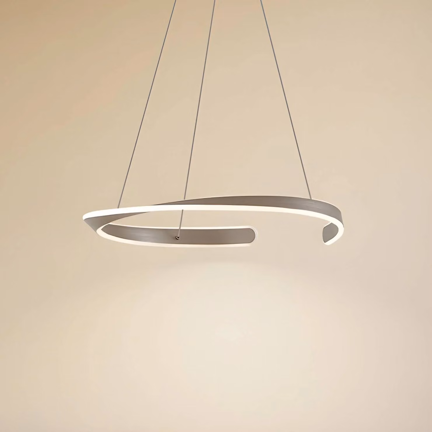 Lucande Lampada LED a sospensione Eloura, argento, Ø58cm, metallo, CCT Eloura, Alluminio / Grigio / Zincato, Soggiorno / Sala da pranzo, Metallo, Moderno