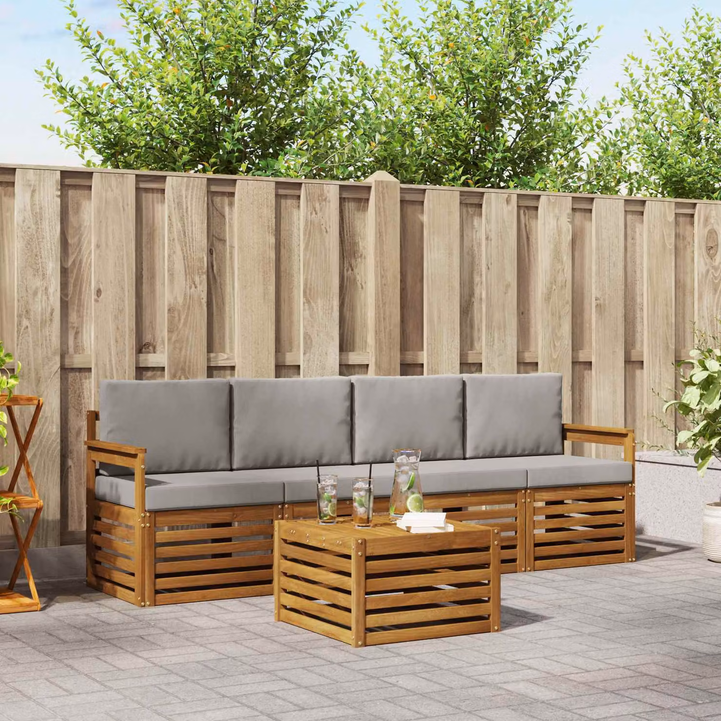 Set di divani da esterno vidaXL 5 pezzi in legno di acacia con tavolino e cuscini, Grigio e Marrone