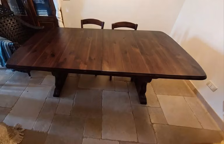 Tavolo fratino allungabile in pino color noce stile arte povera Mobili 2G L: 180 cm, P: 90 cm, H: 79 cm