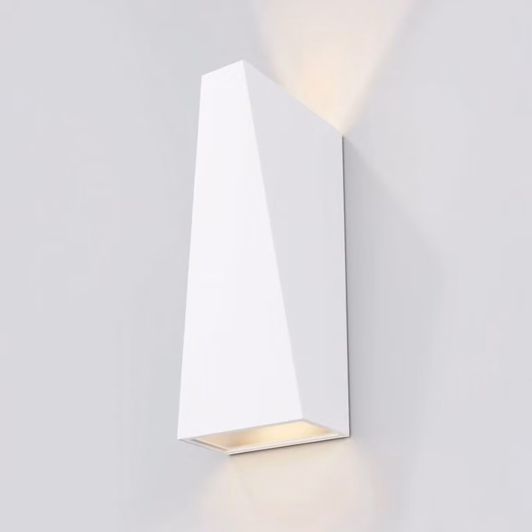 Maytoni Applique da esterni a LED Times Square, Bianco / Opale, Metallo, Moderno, Applique LED da esterni