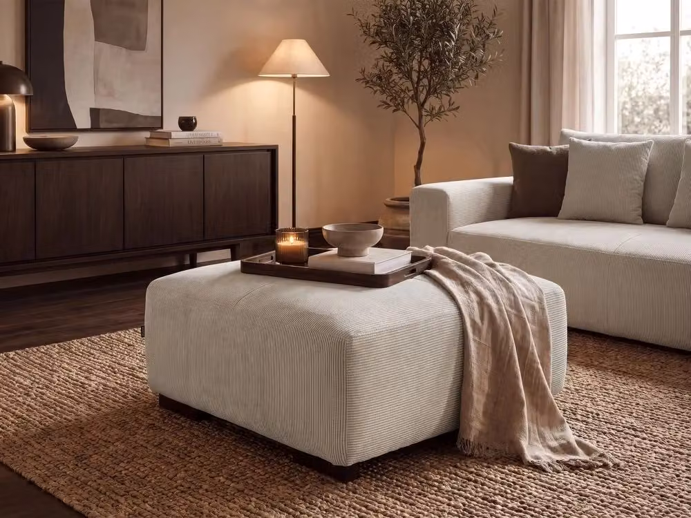 Ottomana moderna a cubo Beliani in velluto a coste beige L: 80 cm, P: 80 cm, H: 35 cm – 2