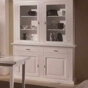 Credenza cristalliera Shabby Chic KIVIO in legno e vetro bianco opaco con 2 ante in vetro e 2 cassetti H: 177 cm, L: 220 cm, P: 48 cm