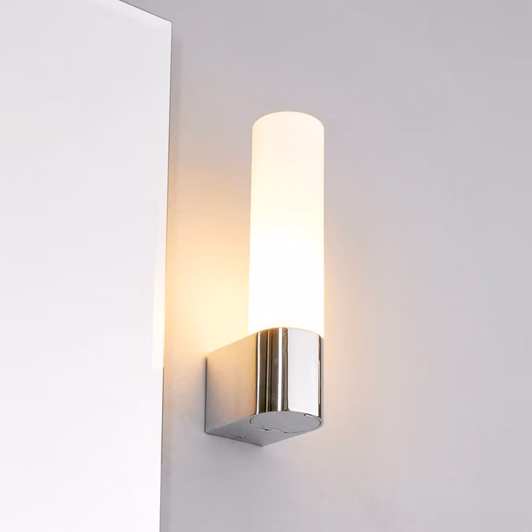 Applique da parete MELIKE Lindby, dimmerabile, Cromo / Argento, Bagno, Metallo, Moderno, Applique