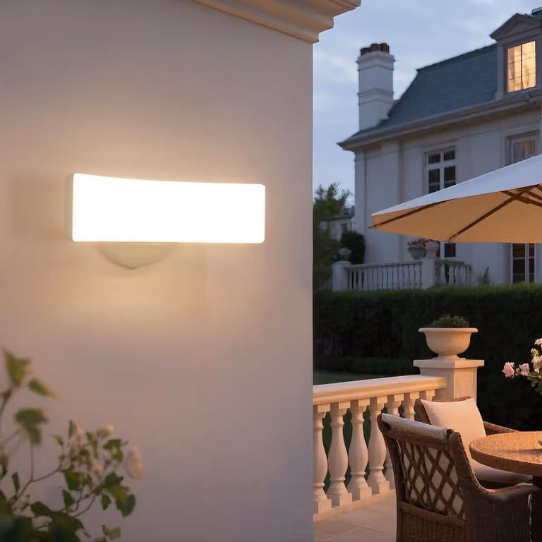 Lampada da parete esterna a LED, 17W, grado di protezione IP65, luce bianco caldo 3000K, alluminio, 30 cm